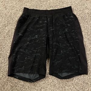 Lululemon Men’s T.H.E. Liner-less 11” Short XL